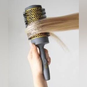 DryBar - Double Pint Large Round Ceramic Brush